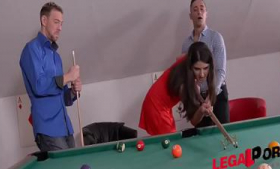 Francesca Dicaprio finished GP331 on the pool table with a double penetration