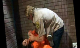 Prisoners give heads up to nasty brunettes