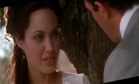 Watch Angelina Jolie and Antonio Banderas sex in HD from Original Sin